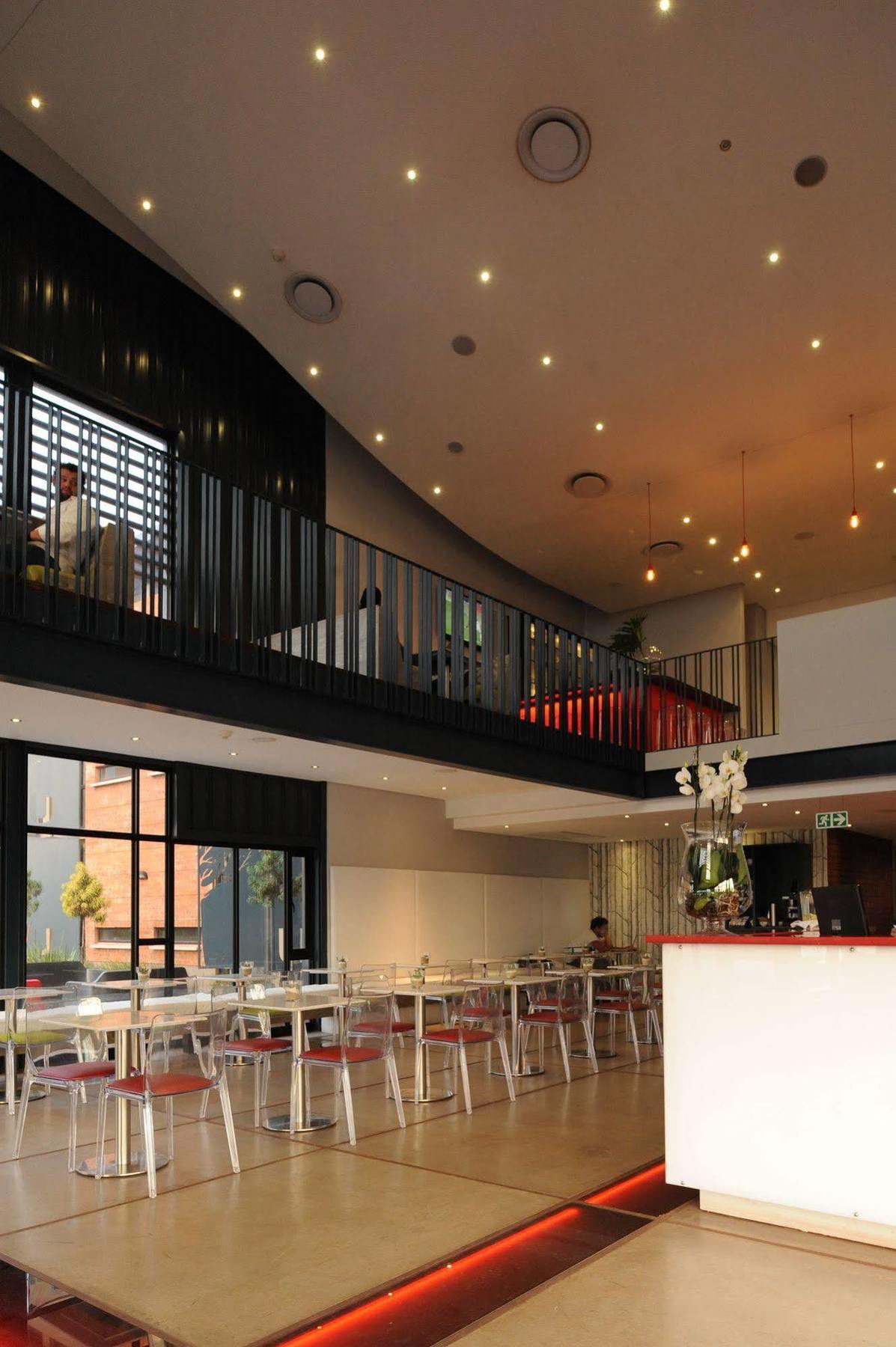 Aha Kathu Hotel Екстериор снимка