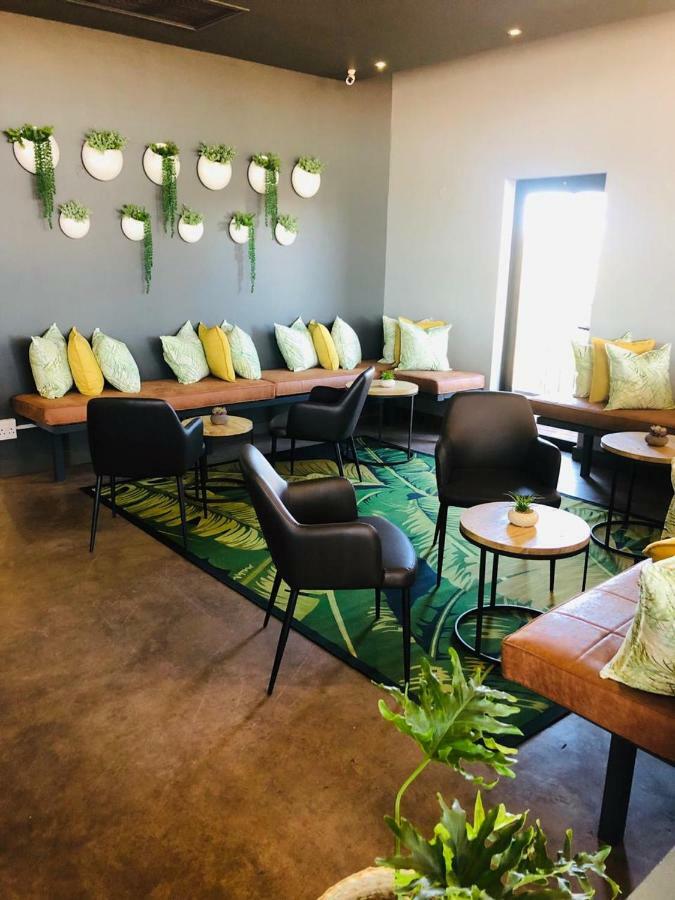 Aha Kathu Hotel Екстериор снимка