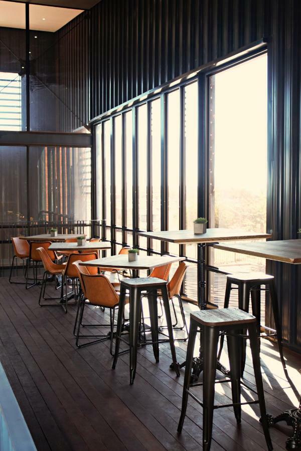 Aha Kathu Hotel Екстериор снимка