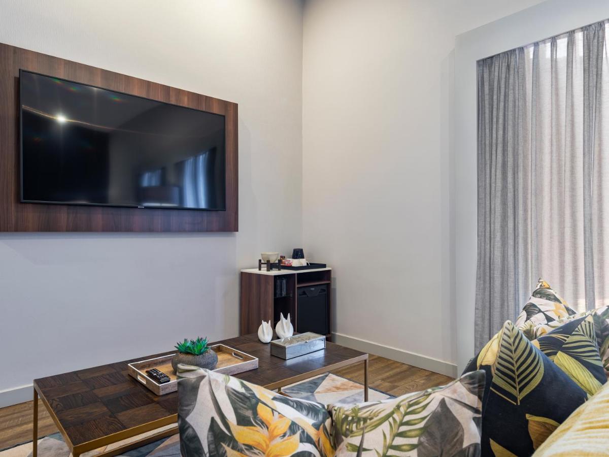 Aha Kathu Hotel Екстериор снимка