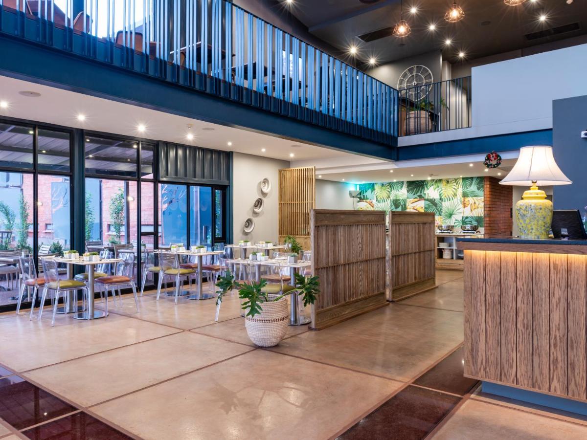 Aha Kathu Hotel Екстериор снимка